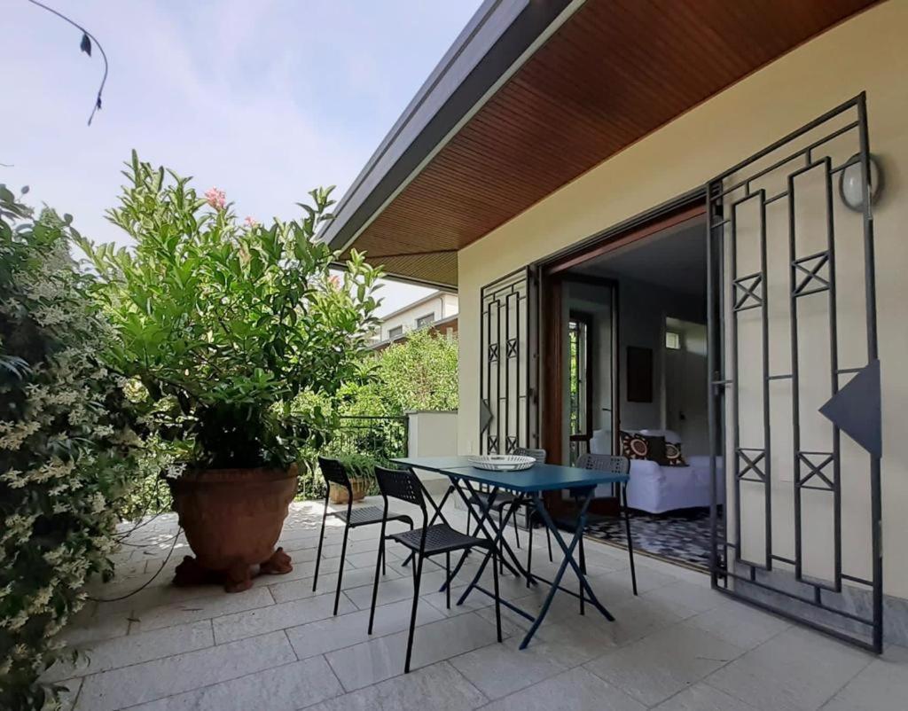 Maison Montello Varese Exteriér fotografie