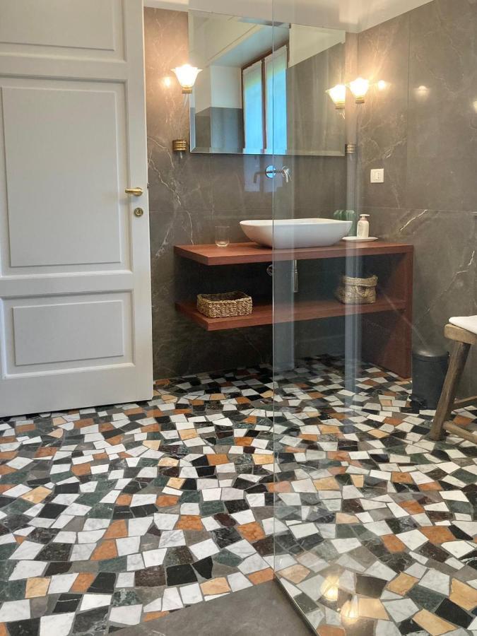 Maison Montello Varese Exteriér fotografie